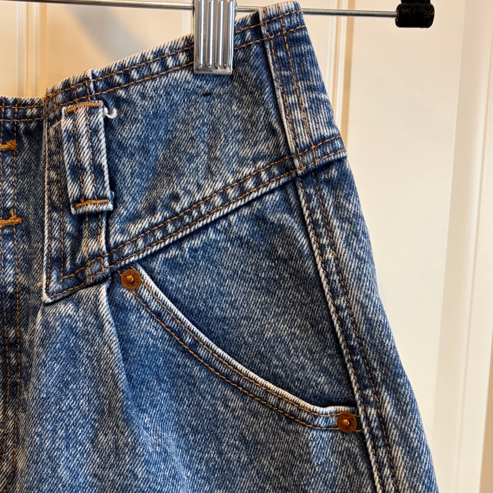NWOT- Abercrombie & Fitch Classic Blue Denim Mini Skirt - Picture 4 of 5